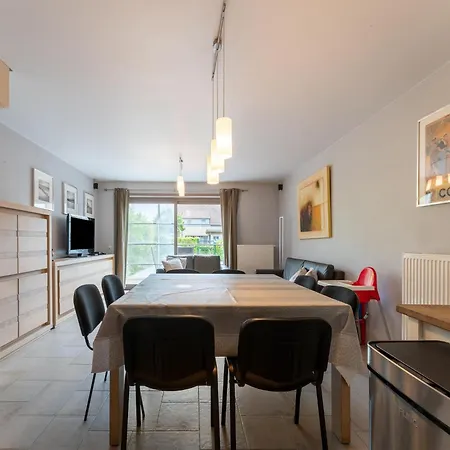 Beachside Retreat In Holiday home *