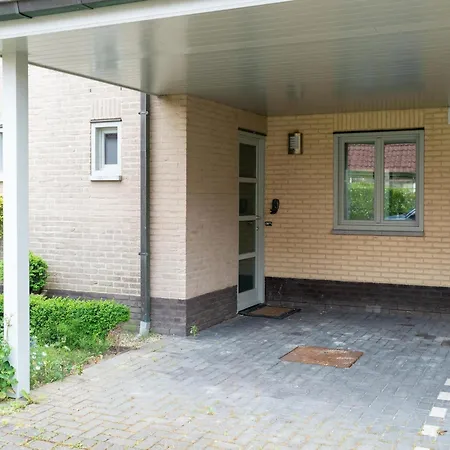 Beachside Retreat In Casa vacanze De Haan
